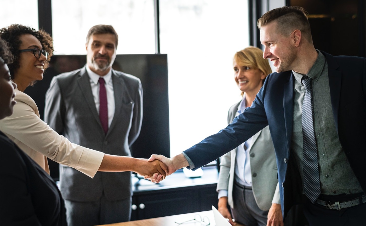 A men and a women shaking hands